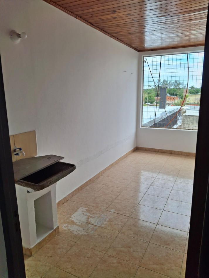 Depto 2 dormis - 1er piso - En Condominio - 