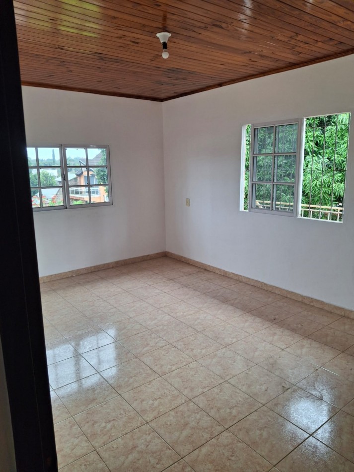Depto 2 dormis - 1er piso - En Condominio - 