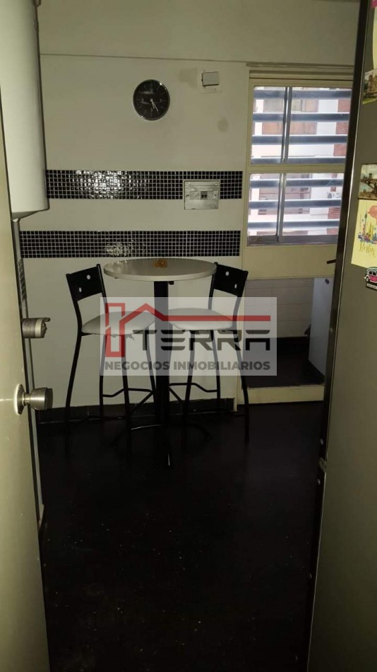 Departamento de 1 dormitorio con balcon - Sin Garage -