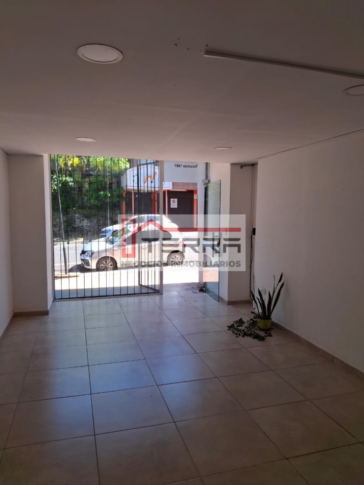 Local Comercial - 48 m2 - Impecable