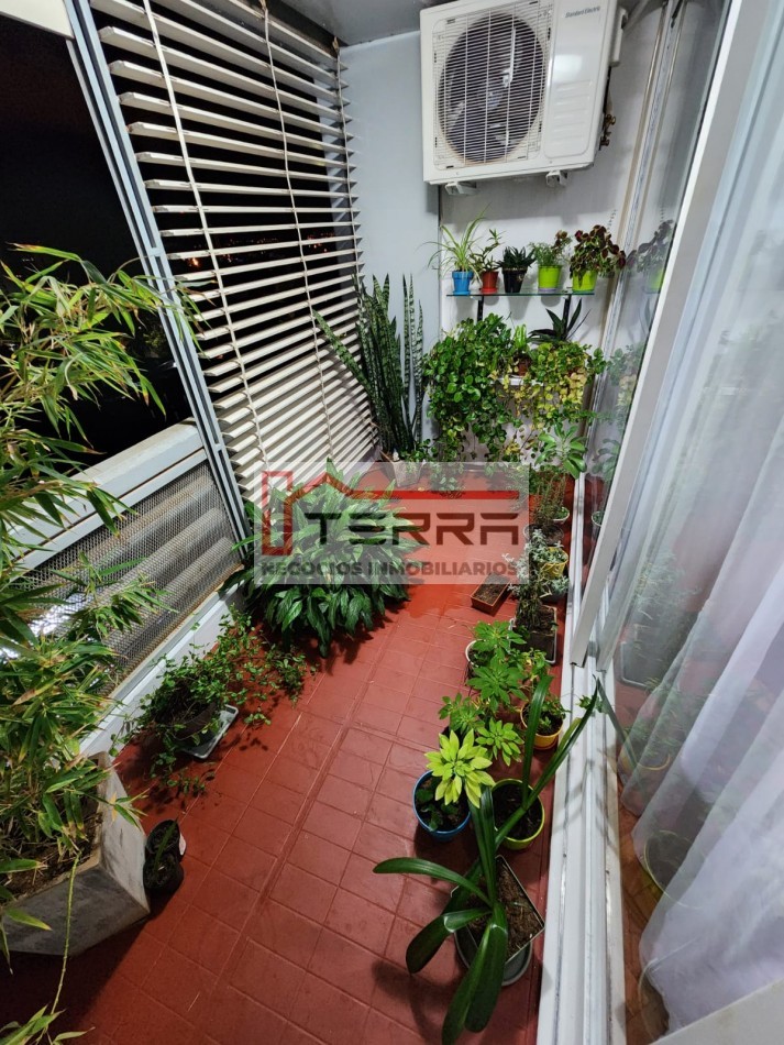 Departamento de 1 dormitorio con balcon - Sin Garage -