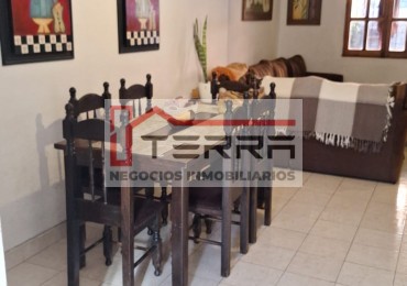 Casa 3 Dormitorios - Barrio Luz y Fuerza